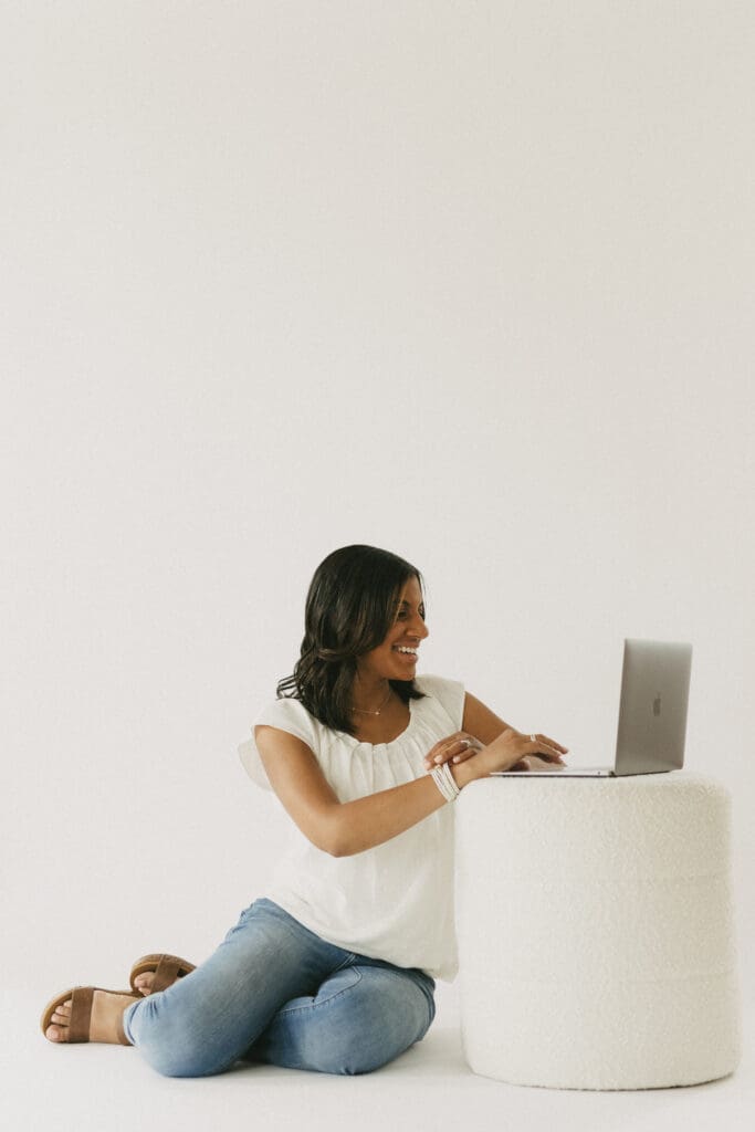 Krystle Straub, Content Strategist. Blog post about free content writing tools.